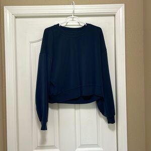 Lululemon, Softstreme Perfectly Cropped Crew, 10, Navy Blue